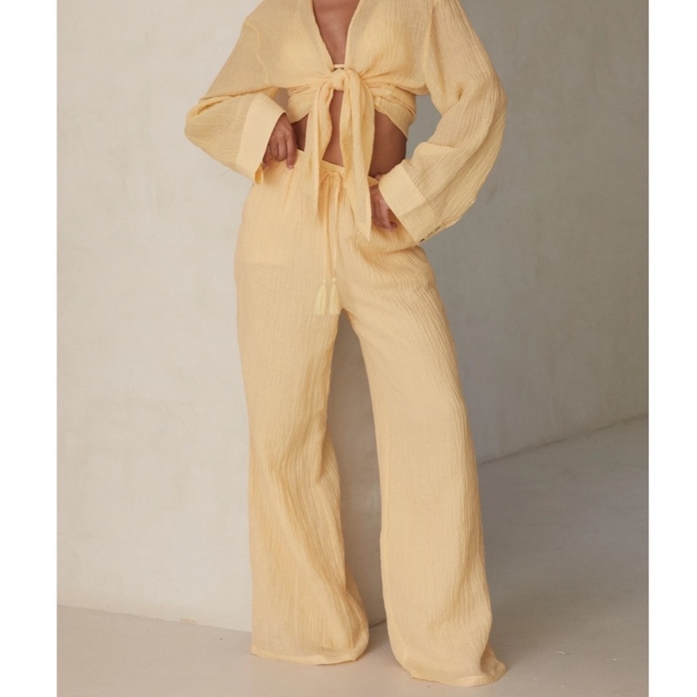 WORN ONCE! Monday Swimwear Tahiti Crinkle Linen Set